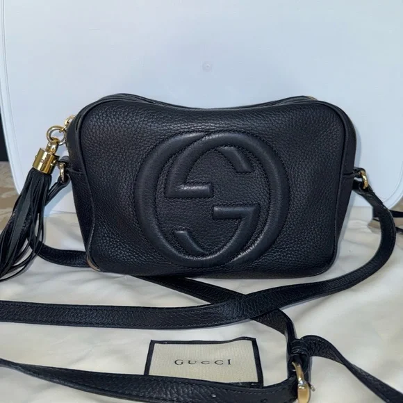 Gucci Pebbled Calfskin Small Soho
Disco Bag - Picture 3 of 16